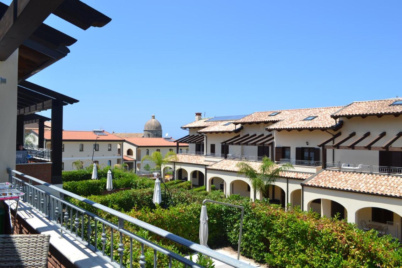 Le Case Del Carmine Con Giardino E Parcheggio A Tropea Exterior foto